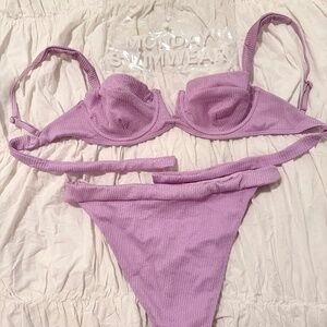 MONDAY SWIMWEAR Clovelly top SIZE L & Byron bottom size V